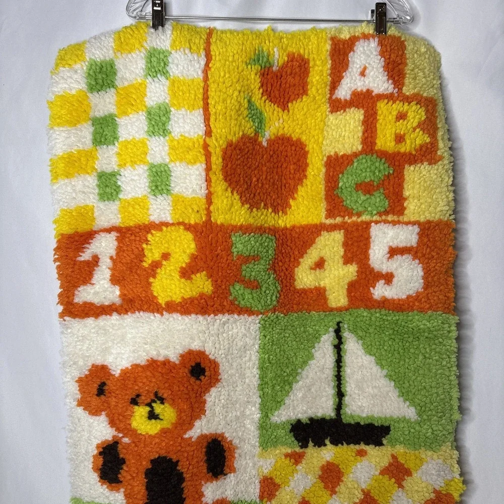Vtg Latch Hook Rug Baby‎ Nursery Wall Hanging Yarn Art Orange Yellow Bear